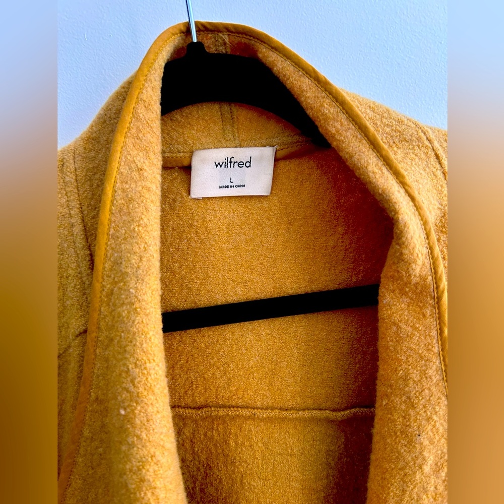 Aritizia Wilfred wool cardigan sweater